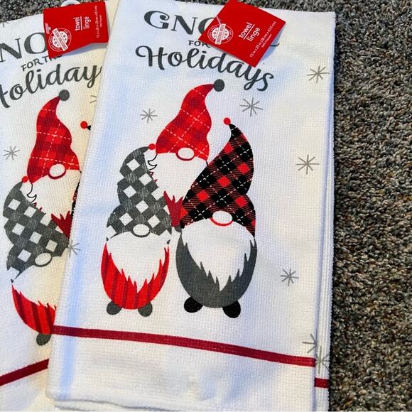 NEW Set of 2 Gnome of the Holidays Kitchen Hand Towels Buffalo Plaid - Picture 3 of 5